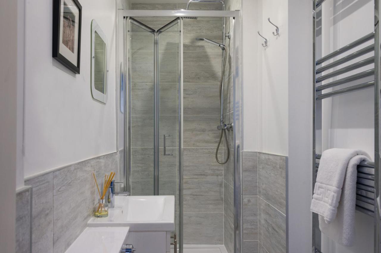 Royal Mile Modern Apartment 爱丁堡 外观 照片