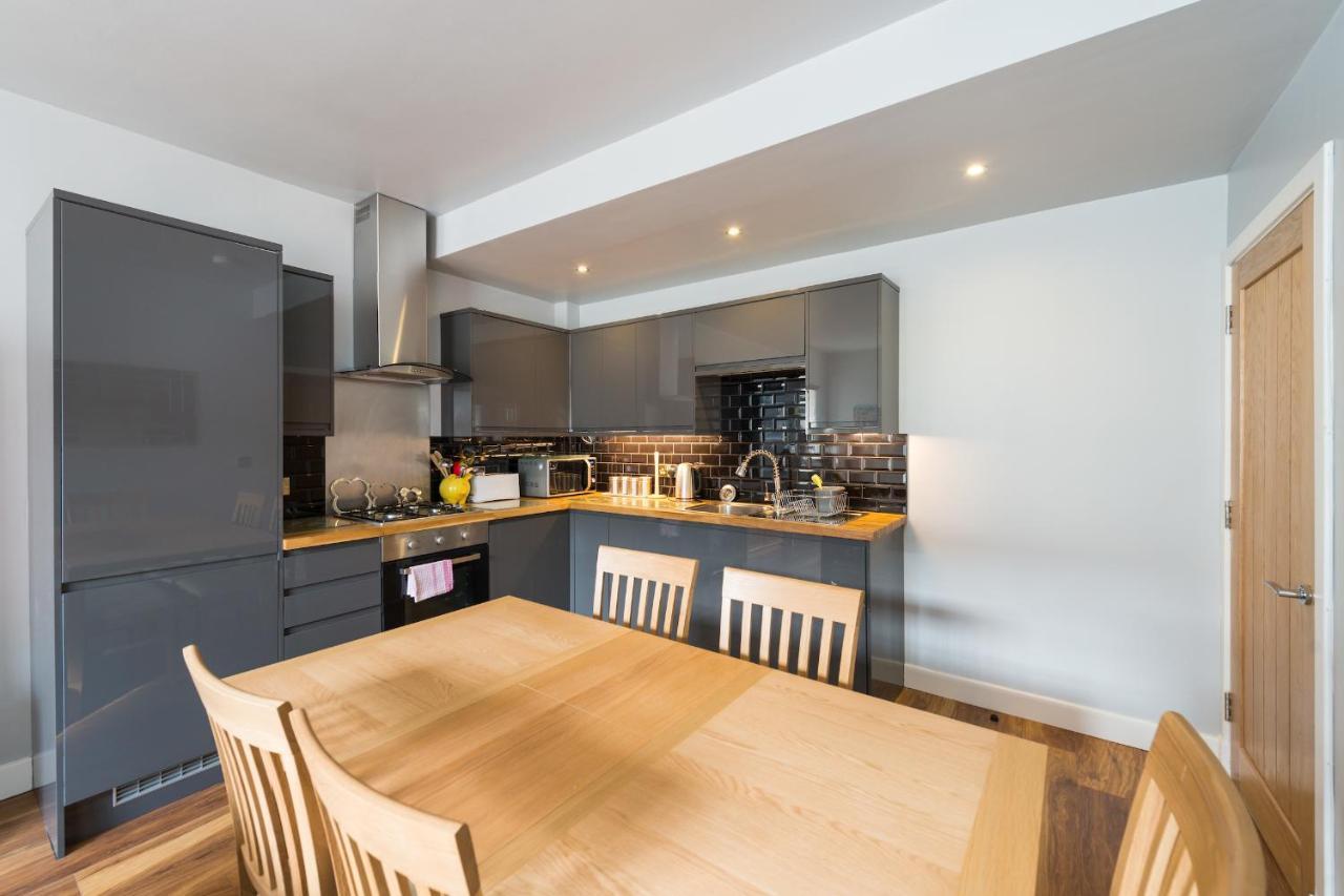 Royal Mile Modern Apartment 爱丁堡 外观 照片