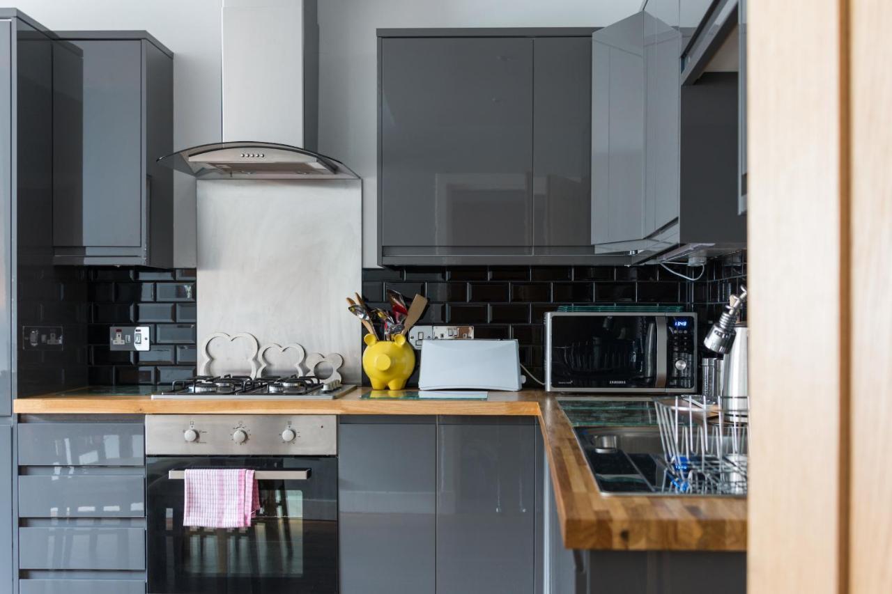 Royal Mile Modern Apartment 爱丁堡 外观 照片
