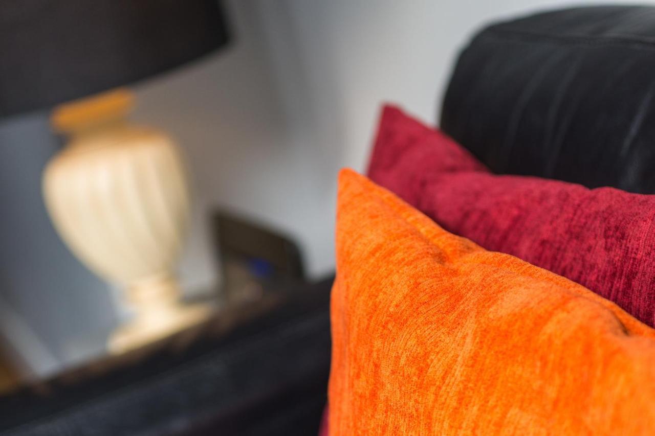 Royal Mile Modern Apartment 爱丁堡 外观 照片