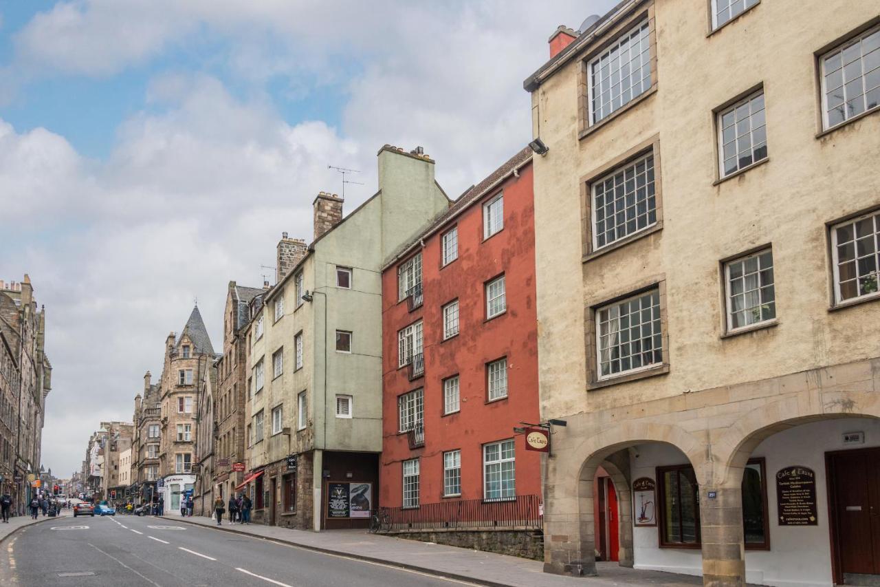 Royal Mile Modern Apartment 爱丁堡 外观 照片